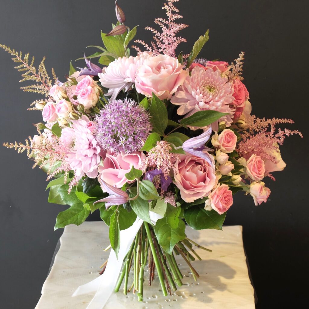 Bouquet Romanesque - Roses et Fleurs Fines Tons Roses & Mauves